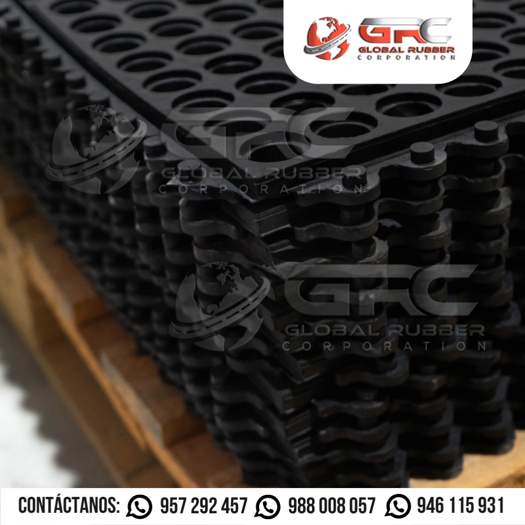 Piso especialmente fabricado para cumplir funciones de antifatiga y drenaje, con formulación especial de
caucho natural (NR)